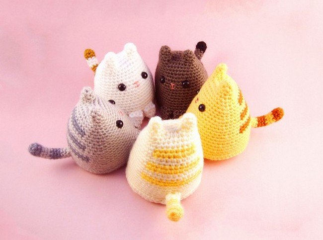 Crochet Dumpling Kitty