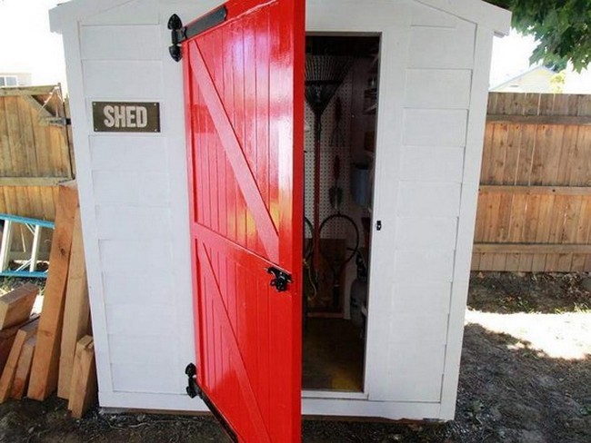 DIY Stylish Barn Door