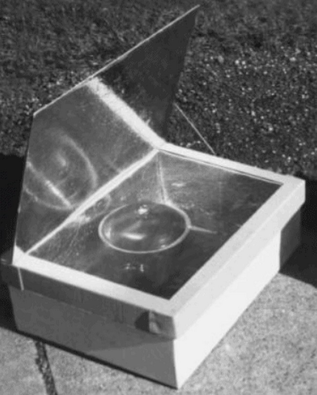 How To Build Your Own Cheap, Simple Solar Oven