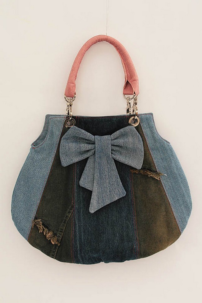 Fashionable Bag From Upcycled Jeans