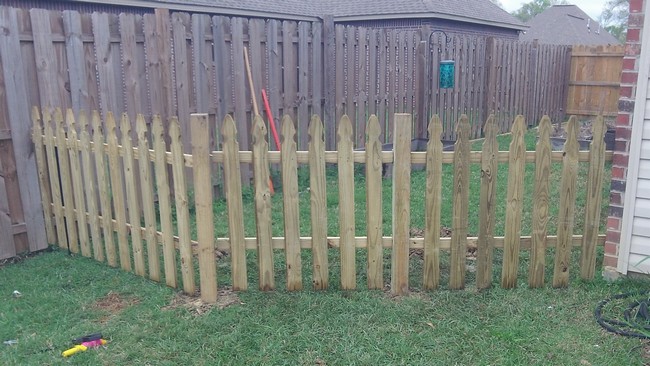 Semi-Permanent Picket Fence