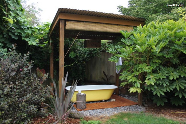 Bathhouse Tub For Your Backyard