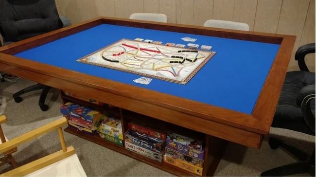 DIY Gaming Table with Built-in Game Storage