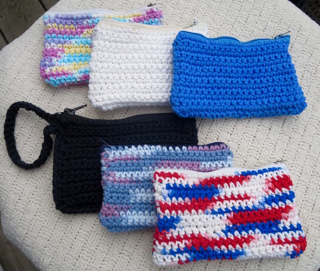 Zipper Crochet Wallet