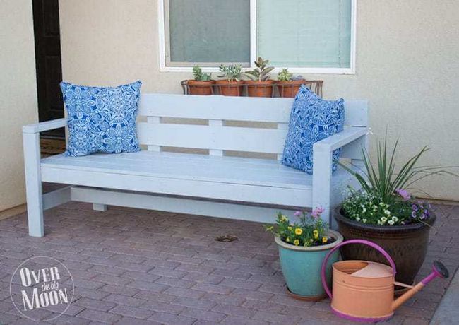 DIY FRONT PORCH BENCH