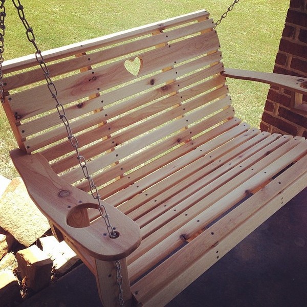 DIY Porch Swing From Pine 