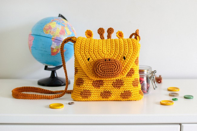Crochet Giraffe Bag