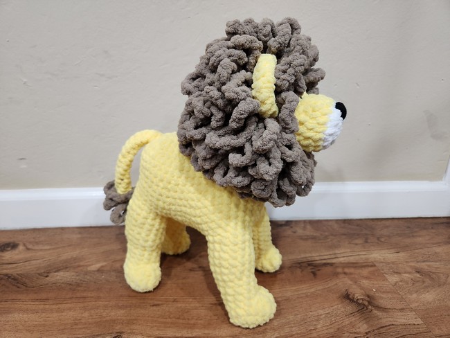 Lion With Loopy Mane