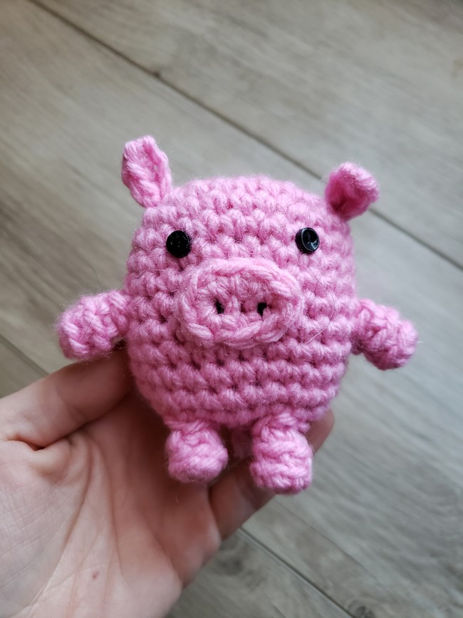 Little Yarn Friends Pig