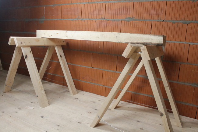 Building Sawhorses Done in 14 Minutes