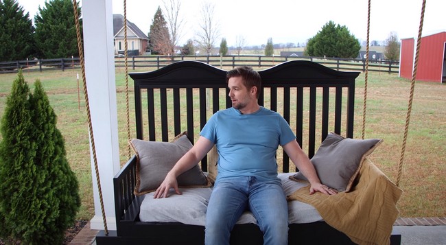 Making A Porch Swing Out Of A Baby Crib