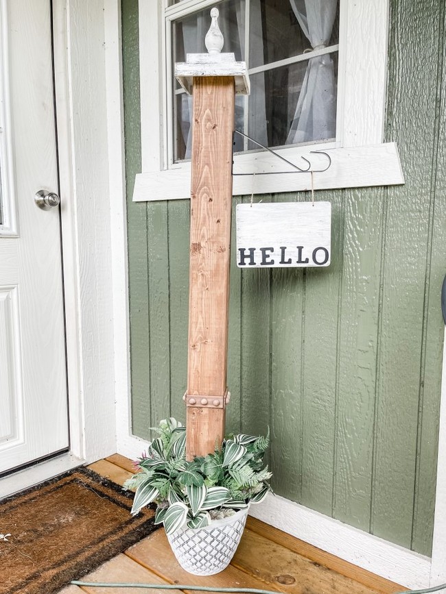 DIY Welcome Porch Post