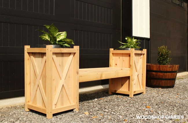 DIY Wooden Planter Bench