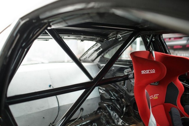 Everything To Know When Fabricating A DIY Roll Cage